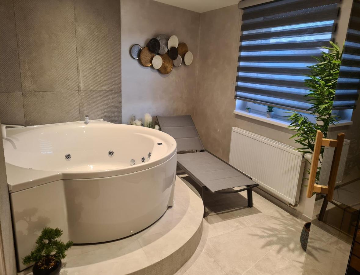 Wellness Apartments Вараждин Экстерьер фото